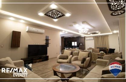 Duplex - 3 Bedrooms - 3 Bathrooms for rent in 8th District - Sheikh Zayed City - Giza