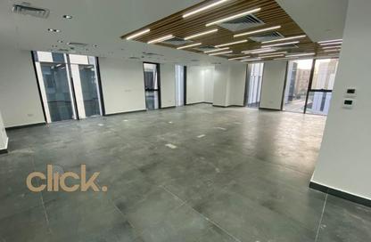 Office Space - Studio - 2 Bathrooms for sale in Hyde Park - New Cairo City - Cairo Office Space - Studio - 2 Bathrooms for sale in Hyde Park - New Cairo City - Cairo