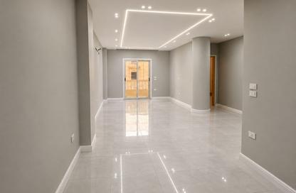 Apartment - 3 Bedrooms - 2 Bathrooms for rent in North Lotus - El Lotus - New Cairo City - Cairo Apartment - 3 Bedrooms - 2 Bathrooms for rent in North Lotus - El Lotus - New Cairo City - Cairo
