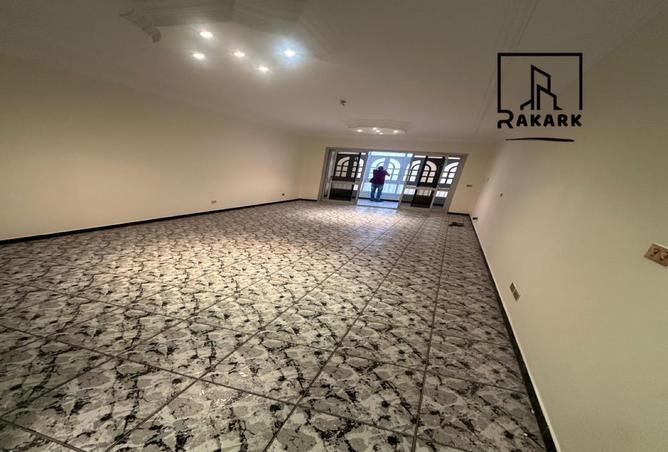 8663989 - Property Main Image