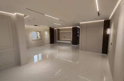 شقة - 3 غرف نوم - 3 حمامات للبيع في الحي الترفيهي - مدينة العبور - القليوبية