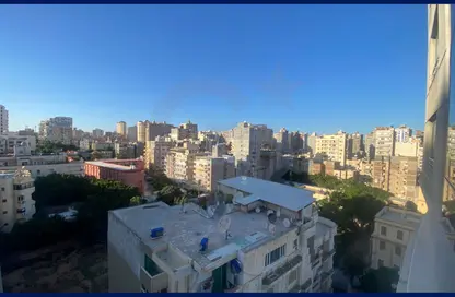 شقة - 3 غرف نوم - 4 حمامات للبيع في شارع يسري منير الخضري - رشدي - حي شرق - الاسكندرية