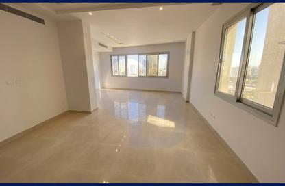 شقة - 3 - 4 للبيع في شارع يسري منير الخضري - رشدي - حي شرق - الاسكندرية