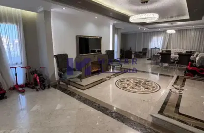 Apartment - 6 Bedrooms - 4 Bathrooms for sale in Wasef Ghaly Basha St. - Al Narges 4 - Al Narges - New Cairo City - Cairo