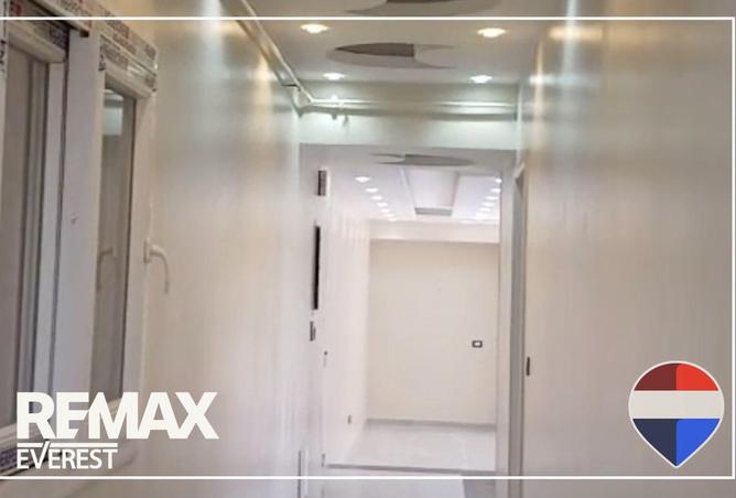 57241658 - Property Image 2