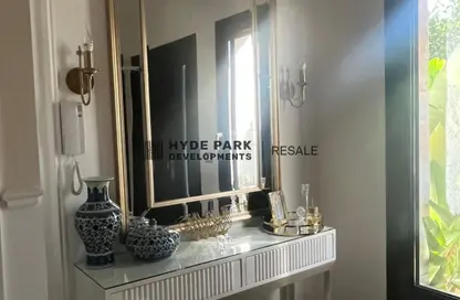 Townhouse - 3 Bedrooms - 3 Bathrooms for sale in Cluster 18 - Hyde Park - New Cairo City - Cairo