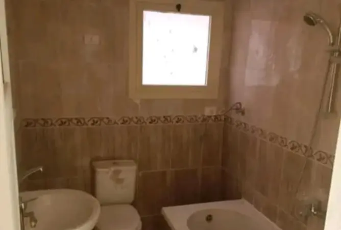 114353330 - Property Image 2
