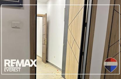 Clinic - Studio - 2 Bathrooms for rent in Kazan Plaza - 6 October Compounds - 6 October City - Giza