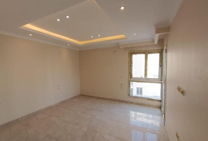 8612208 - Property Image 2