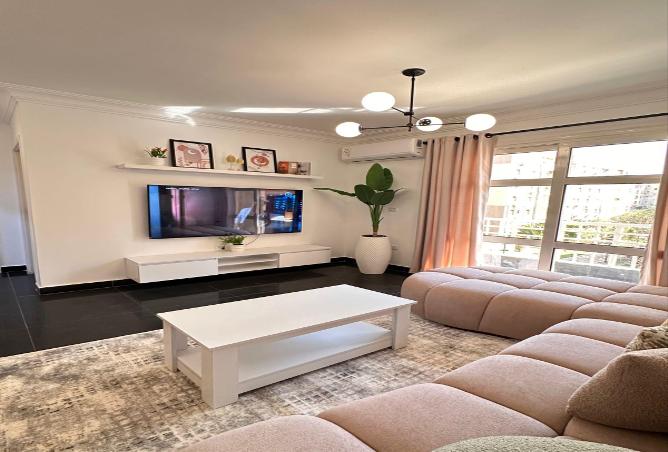 72189330 - Property Image 2