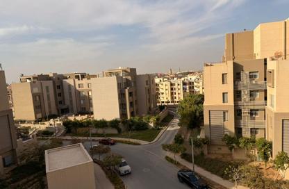 Apartment - Studio - 1 Bathroom for sale in Palm Hills Village Gate - South Investors Area - New Cairo City - Cairo