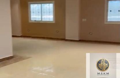 شقة - 8 غرف نوم - 8 حمامات للايجار في عمارات البنفسج - البنفسج - مدينة القاهرة الجديدة - القاهرة