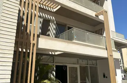 iVilla - 3 Bedrooms - 4 Bathrooms for sale in Mountain View iCity - 5th Settlement Compounds - The 5th Settlement - New Cairo City - Cairo