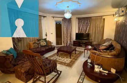 شقة - 3 غرف نوم - 2 حمامات للبيع في الحي الرابع - مدينة 6 أكتوبر - الجيزة