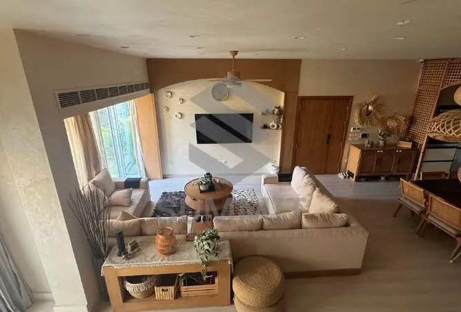 112700630 - Property Image 2