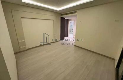 Apartment - 3 Bedrooms - 3 Bathrooms for sale in Eastown - 5th Settlement Compounds - The 5th Settlement - New Cairo City - Cairo