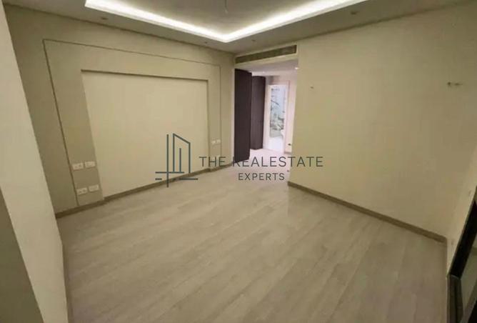 98550569 - Property Image 3