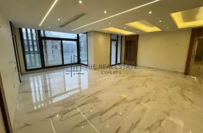 Apartment - 3 Bedrooms - 3 Bathrooms for sale in Eastown - 5th Settlement Compounds - The 5th Settlement - New Cairo City - Cairo
