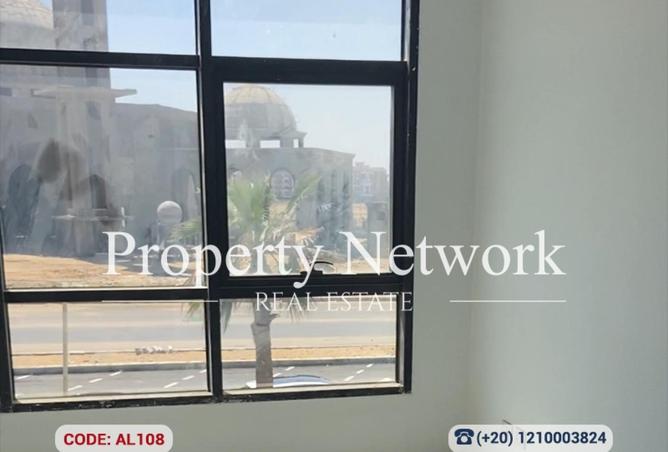 66688000 - Property Image 3