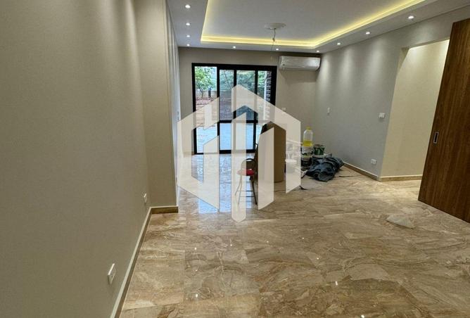 66423948 - Property Image 2