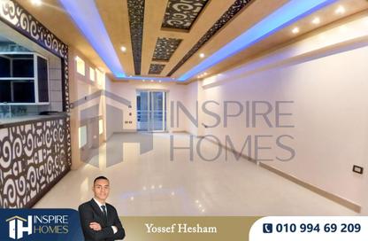 Apartment - 3 Bedrooms - 3 Bathrooms for rent in Laurent - Hay Sharq - Alexandria