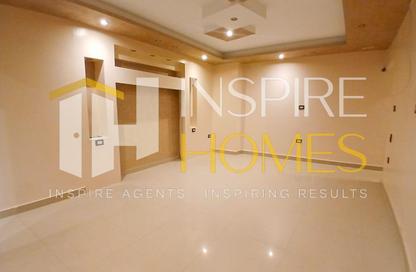 Apartment - 3 Bedrooms - 3 Bathrooms for rent in Laurent - Hay Sharq - Alexandria Apartment - 3 Bedrooms - 3 Bathrooms for rent in Laurent - Hay Sharq - Alexandria