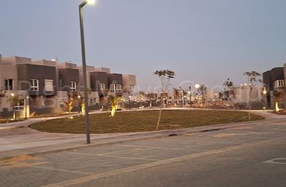 Townhouse - 3 - 4 for sale in Kayan - Sheikh Zayed Compounds - Sheikh Zayed City - Giza