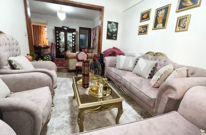 Apartment - 2 Bedrooms - 1 Bathroom for sale in Kafr Abdo St. - Kafr Abdo - Roushdy - Hay Sharq - Alexandria