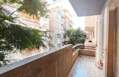 شقة - 2 غرف نوم - 1 حمام للبيع في شارع كفر عبده - كفر عبده - رشدي - حي شرق - الاسكندرية شقة - 2 غرف نوم - 1 حمام للبيع في شارع كفر عبده - كفر عبده - رشدي - حي شرق - الاسكندرية