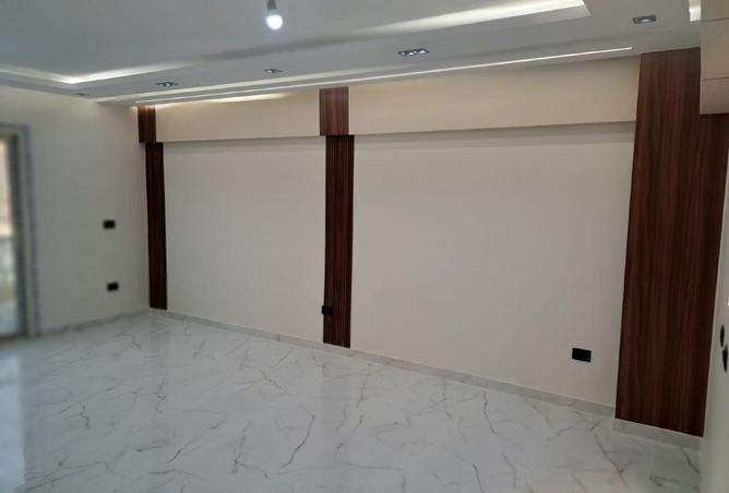 56500639 - Property Main Image