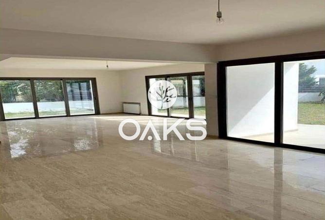 100922352 - Property Image 3