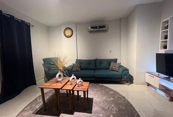 8598904 - Property Image 2