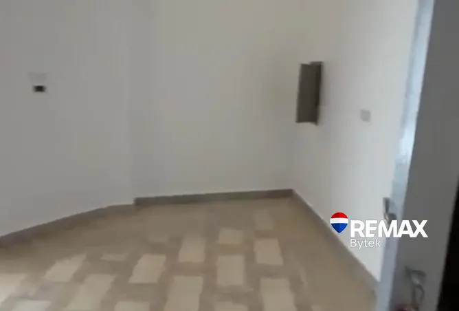 104877727 - Property Image 3