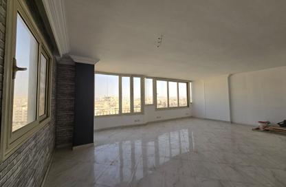 طابق كامل - استوديو - 7 حمامات للايجار في شارع الاسراء - مدينة المعراج - زهراء المعادي - حي المعادي - القاهرة