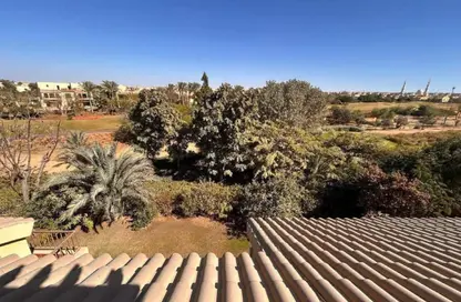 Villa - 6 Bedrooms - 6 Bathrooms for rent in Madinaty - Cairo