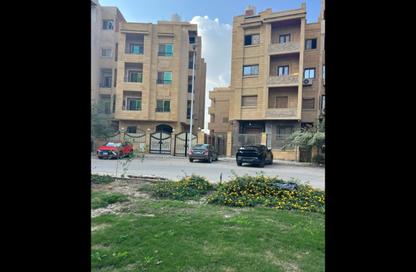 Apartment - 3 Bedrooms - 3 Bathrooms for sale in South Investors Area - New Cairo City - Cairo