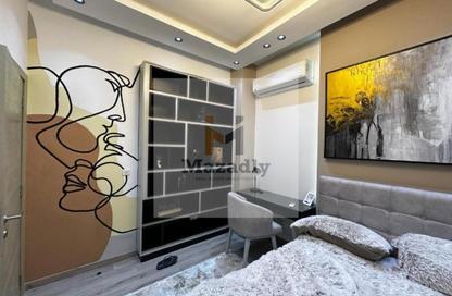 Townhouse - 3 Bedrooms - 3 Bathrooms for sale in Al Burouj Compound - El Shorouk Compounds - Shorouk City - Cairo