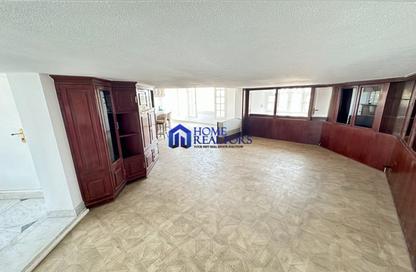 Penthouse - 5 Bedrooms - 6 Bathrooms for rent in Sarayat Al Maadi - Hay El Maadi - Cairo Penthouse - 5 Bedrooms - 6 Bathrooms for rent in Sarayat Al Maadi - Hay El Maadi - Cairo