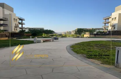 Apartment - 3 Bedrooms - 4 Bathrooms for sale in Eastown - 5th Settlement Compounds - The 5th Settlement - New Cairo City - Cairo