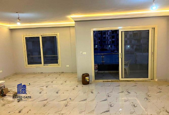 74304786 - Property Main Image