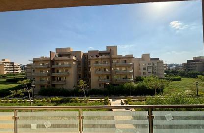 Apartment - 3 Bedrooms - 3 Bathrooms for sale in Wesal City - El Shorouk Compounds - Shorouk City - Cairo