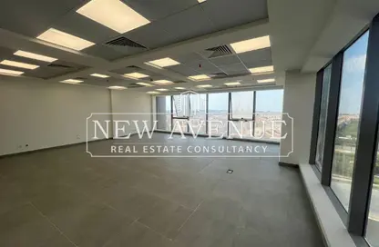 Office Space - 3 Bedrooms - 1 Bathroom for rent in Three Sixty - 5th Settlement Compounds - The 5th Settlement - New Cairo City - Cairo