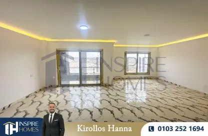 Apartment - 3 Bedrooms - 3 Bathrooms for rent in Cairo University Compound - Sheikh Zayed Compounds - Sheikh Zayed City - Giza