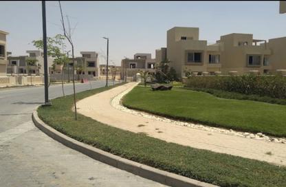 Townhouse - 5 - 4 for sale in Palm Hills WoodVille - Al Wahat Road - 6 October City - Giza