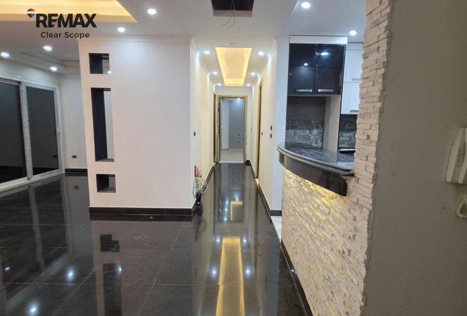 93253293 - Property Image 3