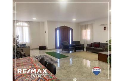 Apartment - 3 Bedrooms - 3 Bathrooms for rent in Al Bostan St. - 9th District - Sheikh Zayed City - Giza