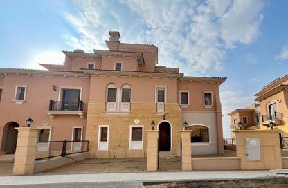 Townhouse - 4 - 4 for sale in City Gate - 5th Settlement Compounds - The 5th Settlement - New Cairo City - Cairo Townhouse - 4 - 4 for sale in City Gate - 5th Settlement Compounds - The 5th Settlement - New Cairo City - Cairo