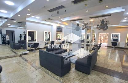 Shop - Studio - 4 Bathrooms for sale in Sarayat Al Maadi - Hay El Maadi - Cairo