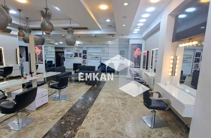 Shop - Studio - 4 Bathrooms for sale in Sarayat Al Maadi - Hay El Maadi - Cairo
