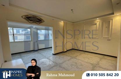 Apartment - 2 Bedrooms - 1 Bathroom for rent in Sporting - Hay Sharq - Alexandria